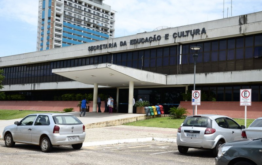 Seduc encerrou contratos temporários