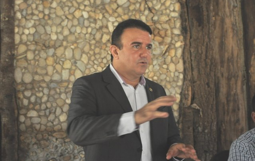 Secretário Eduardo Siqueira