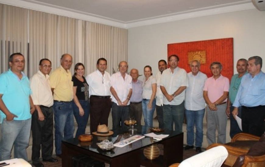 Autênticos do PMDB durante reunião