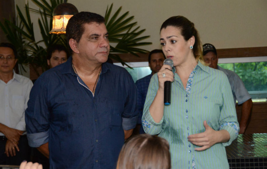 Amastha se afastará e Cinthia assume