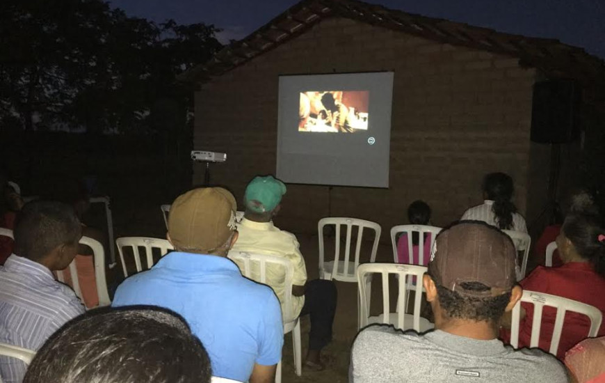 Sebrae promove sessão de cinema