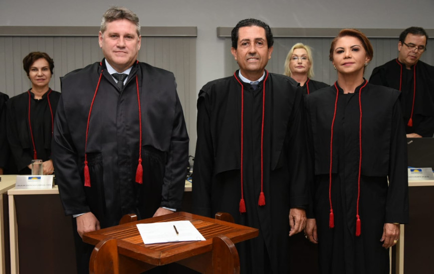  Moacir Camargo de Oliveira e Maria Cotinha Bezerra Pereira