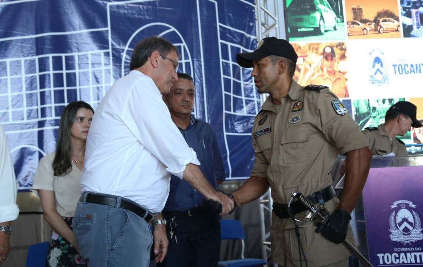 Governador cumpre ações em Paraíso do TO
