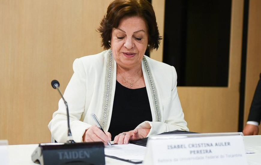 Isabel conduzirá a UFT nos próximos 4 anos