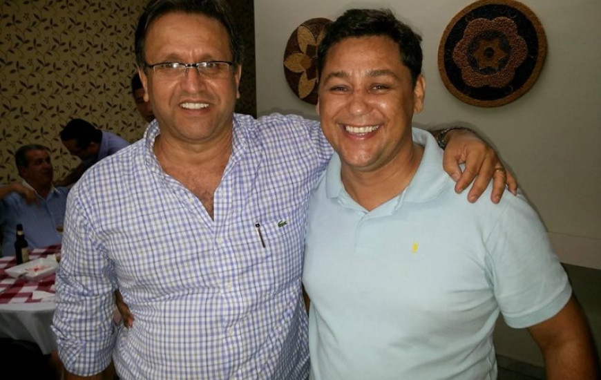 Ricardo ganha no TRE direito de manter posts