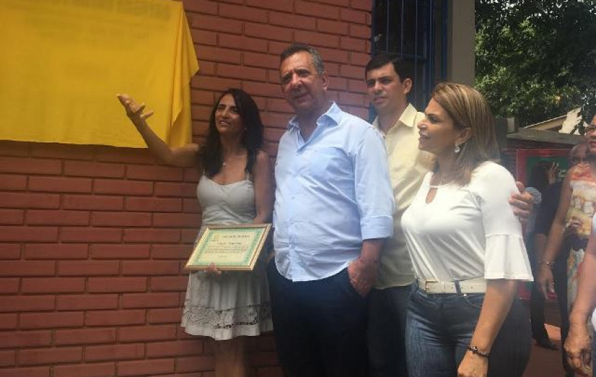 Toinho participa de inauguração