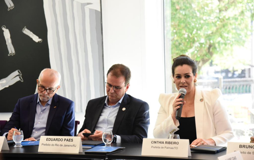 Prefeita Cinthia Ribeiro em reunião da FNP, nesta quarta