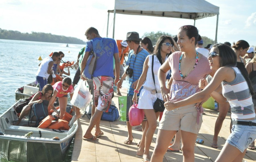 Praia do Peixe: preço da travessia é questionado