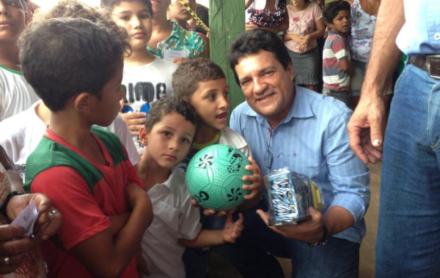 Entrega de brinquedos