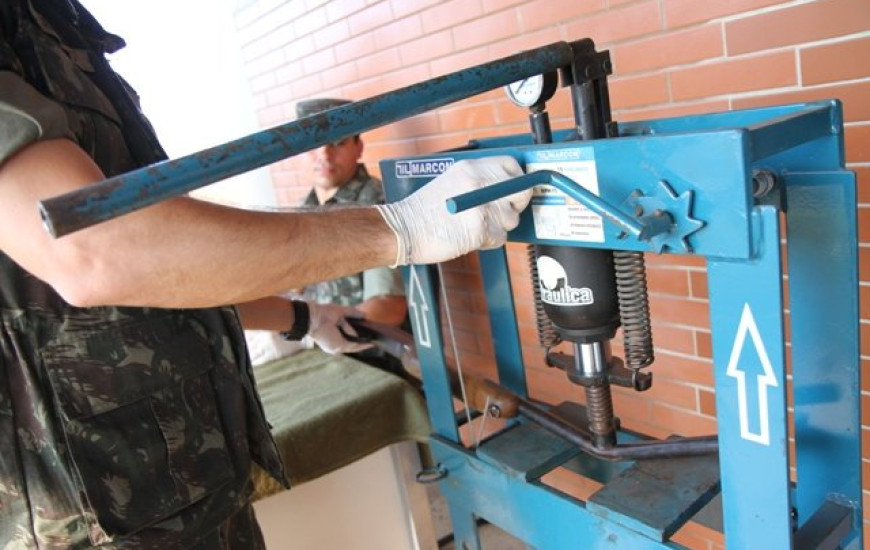 Armas são destruídas