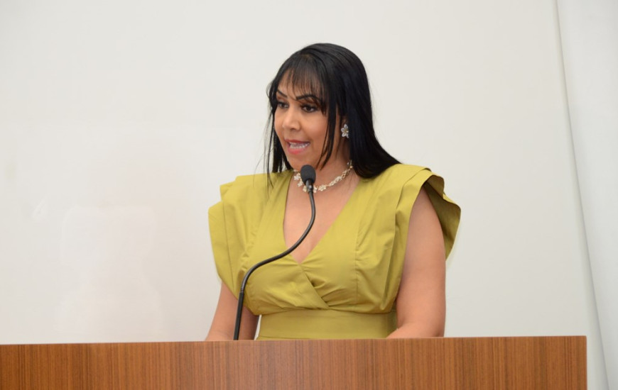 Vereadora e presidente da Câmara, Janad Valcari (Podemos).