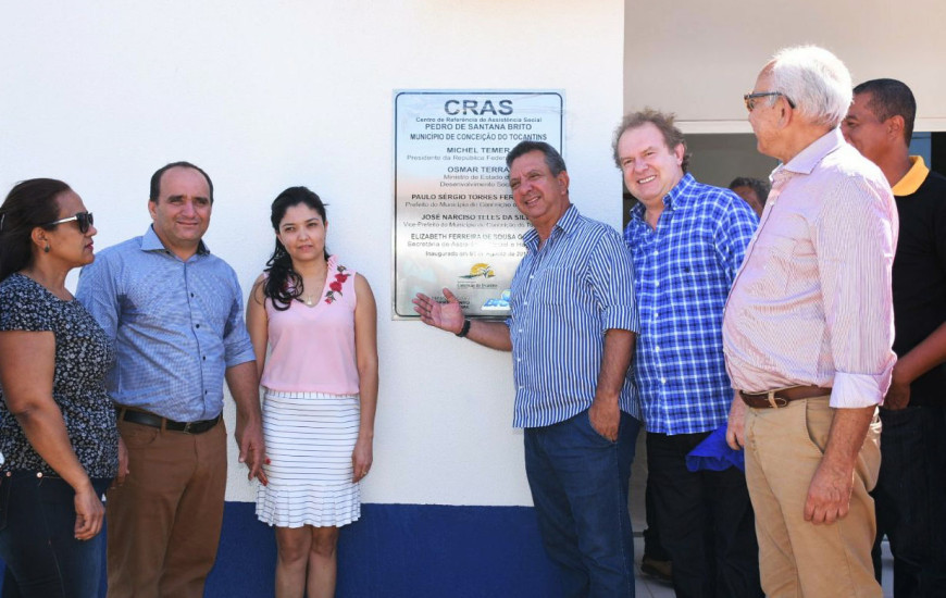 Deputado participa de inaugurações na cidade