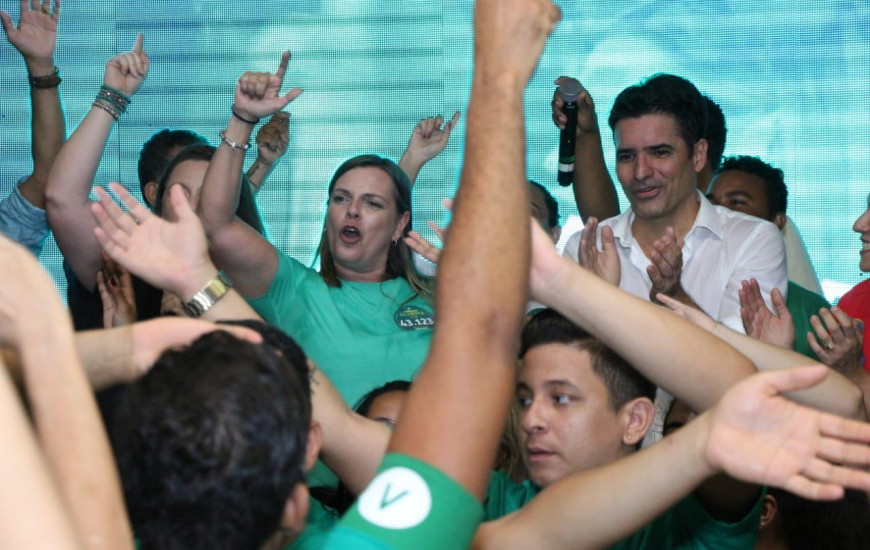 Cláudia reúne Aureny lll para última reunião antes das eleições