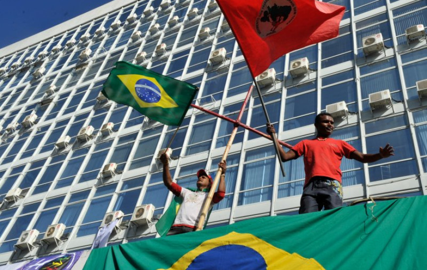 Ministério das Minas e Energia foi ocupado