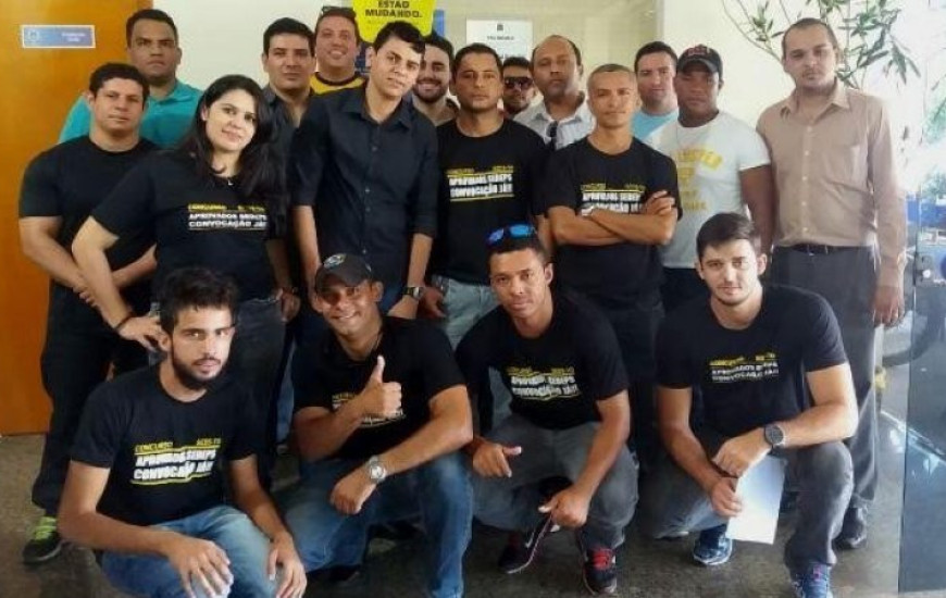 Aprovados em concurso aguardam curso de formação