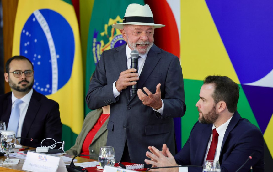 O presidente Luiz Inácio Lula da Silva assina, nesta segunda, 4, medida 