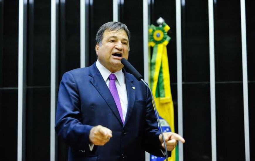 Deputado federal é contra construção do Anexo V