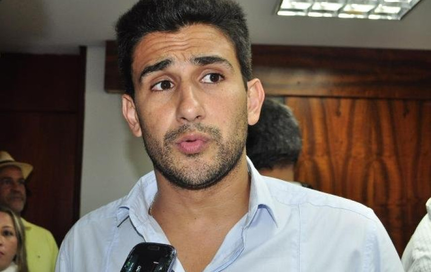 Tiago Andrino pediu para retirar vídeos da rede