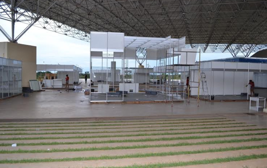 Estrutura no Espaço Cultural