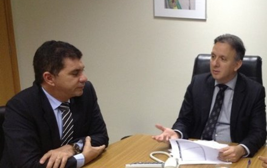 Amastha com ministro