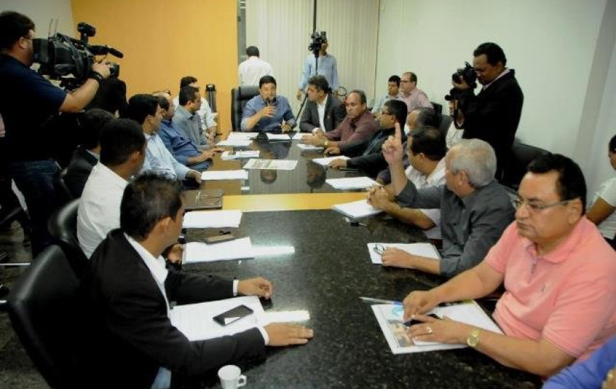 Vereadores repudiam ação de deputados estaduais