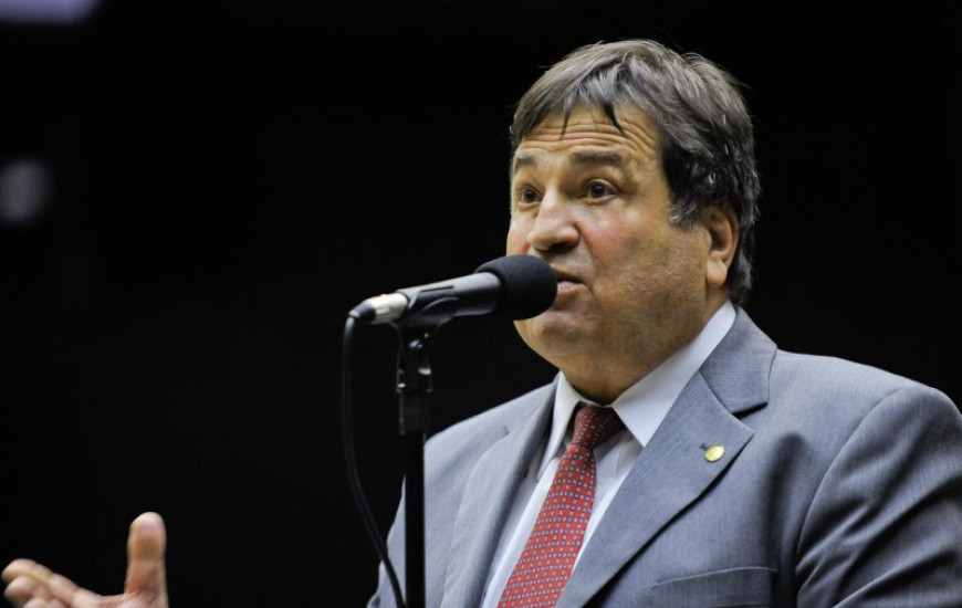 Câmara rebate cobrança de lojista em Shoppings