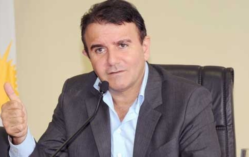 Deputados rejeitam requerimento de Eduardo