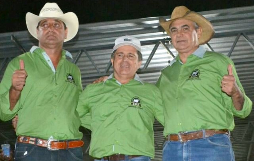 Paulo Carneiro prestigia Exposição de Pium