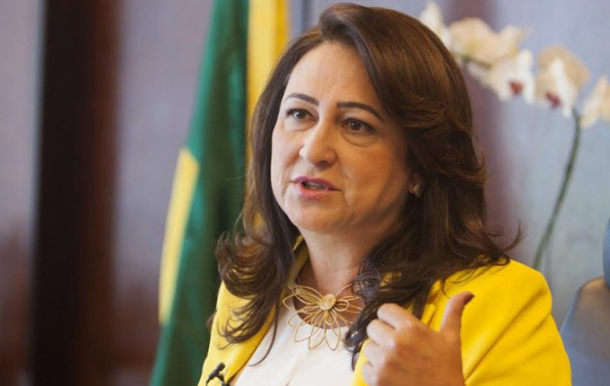 Ministra está em missão oficial em vários países