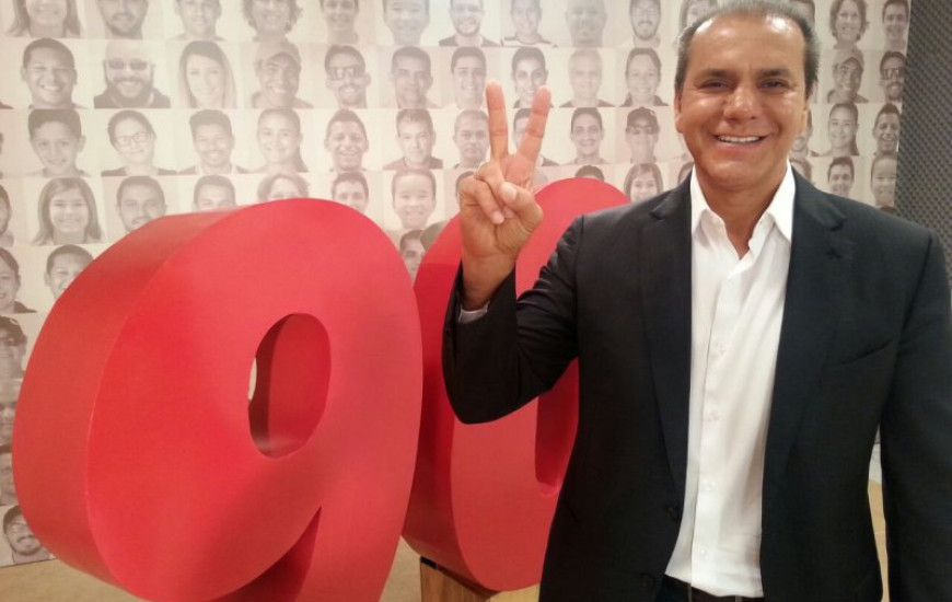 Candidato ao governo Ataídes Oliveira