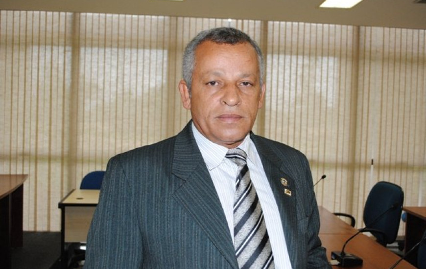 Deputado Iderval Silva (PMDB)