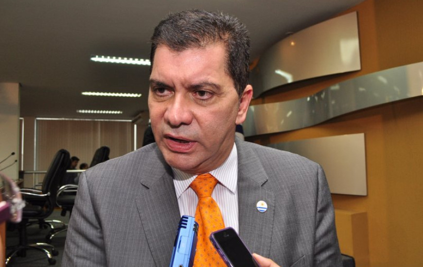 Prefeito rebate ex-assessor Ricardo Ribeirinha