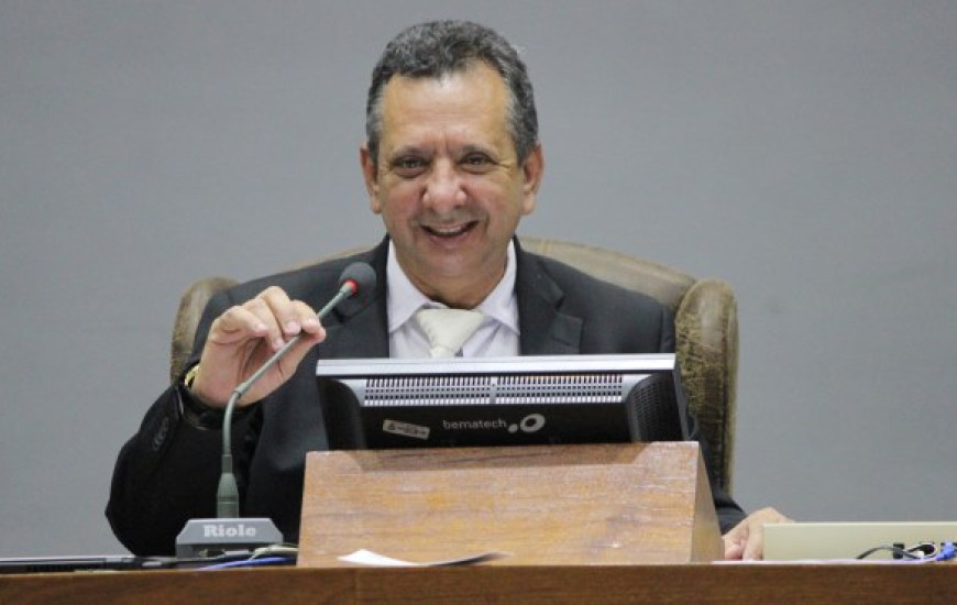 Toinho comemora anuncio de recursos para construção de ponde em Porto