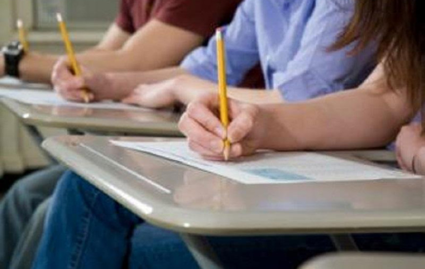 IEL oferta vagas de estágio para 3 cidades