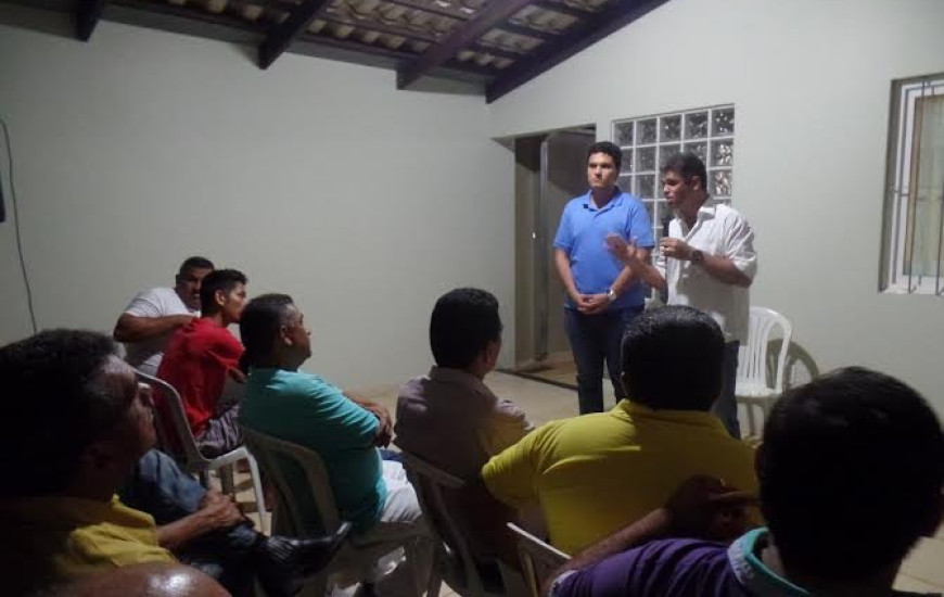 Neris se reuniu com líderes de bairros