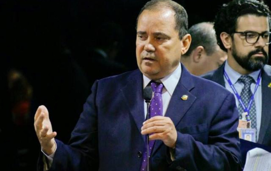 Senador Vicentinho Alves