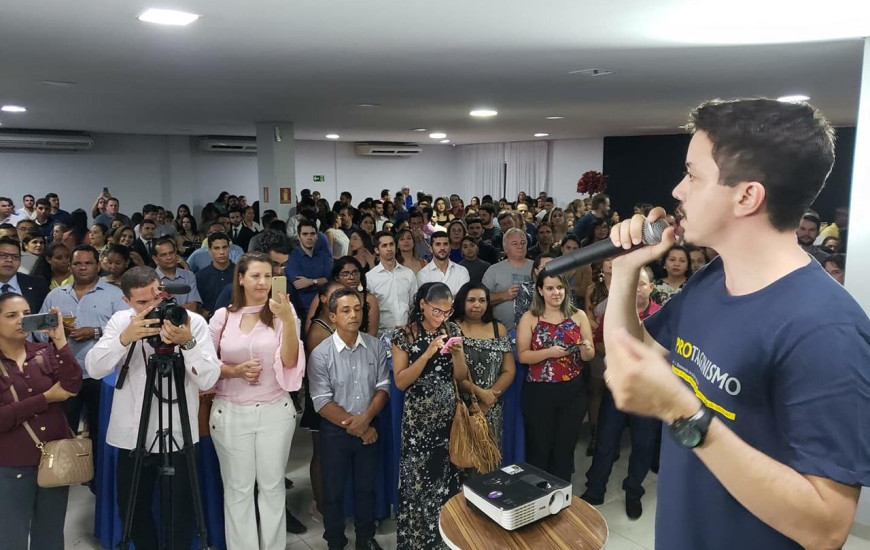 Célio Henrique é o atual secretário geral da OAB-TO