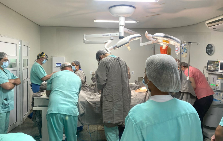 Momento da coleta de órgãos no HRA