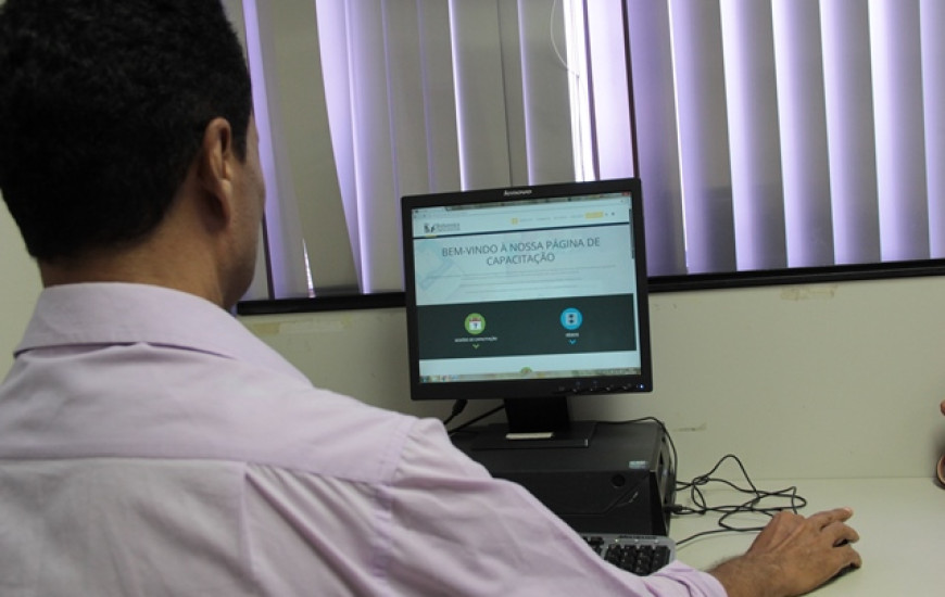 Educadores podem fazer curso on line