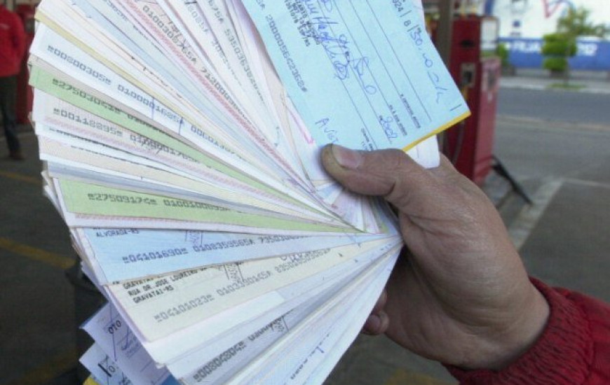 Cheques foram devolvidos