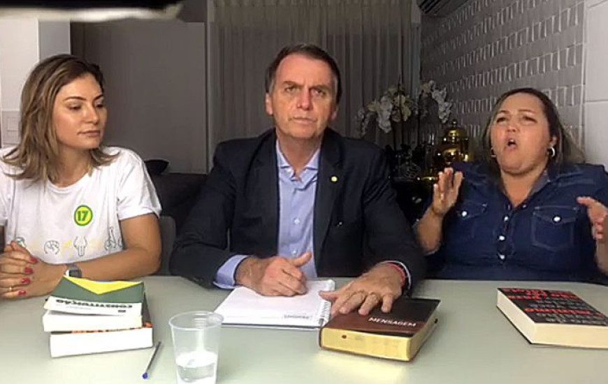 Presidente eleito não participou de debates durante corrida eleitoral