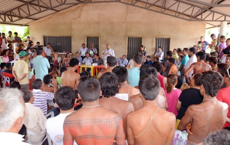 Compromisso de pavimentar trecho foi firmado