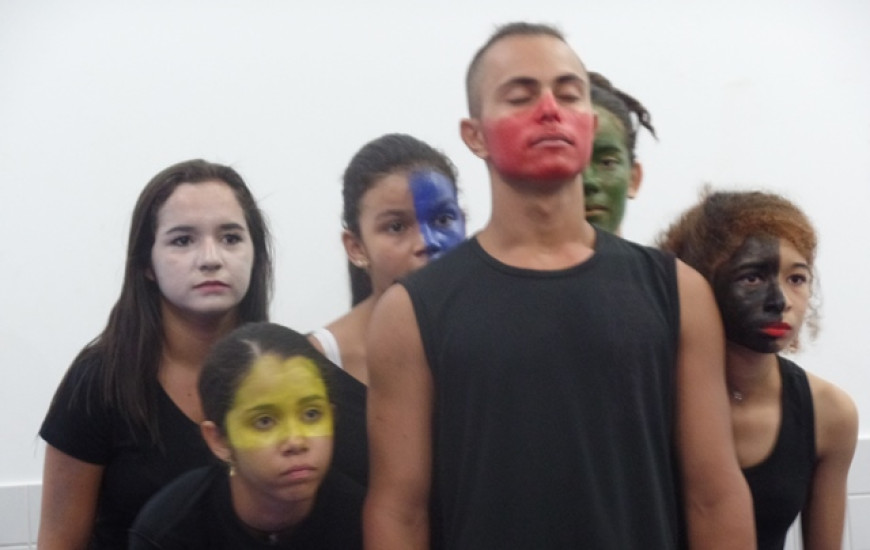 Um dos cargos é coreógrafo do Corpo de Baile