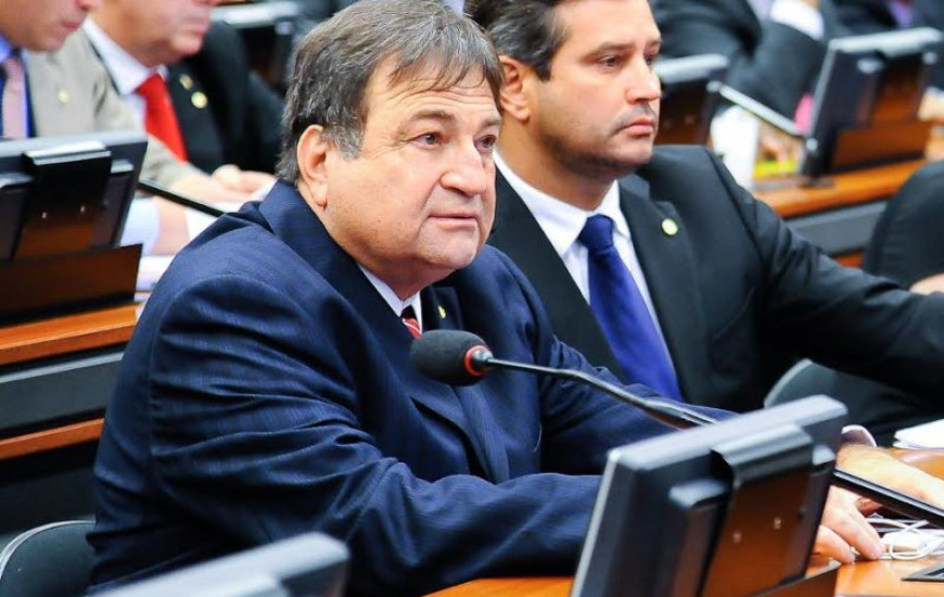 CCJ aprova projeto de César Halum