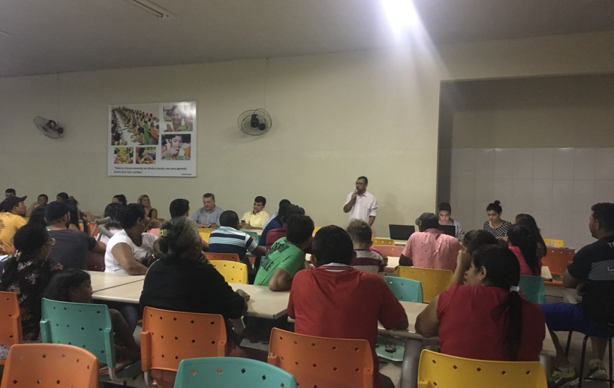 Famílias de Taquaralto se reúnem com Prefeitura