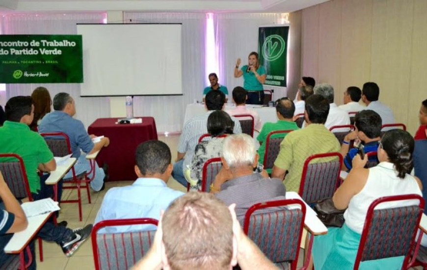 Vice-governadora reúne pré-candidatos a vereador