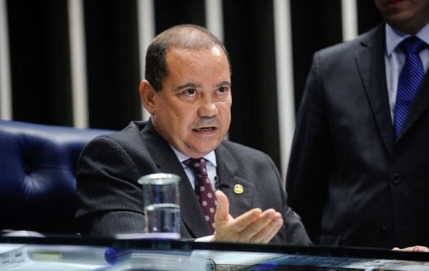 Senador Vicentinho deve ter vice do MDB na sua chapa