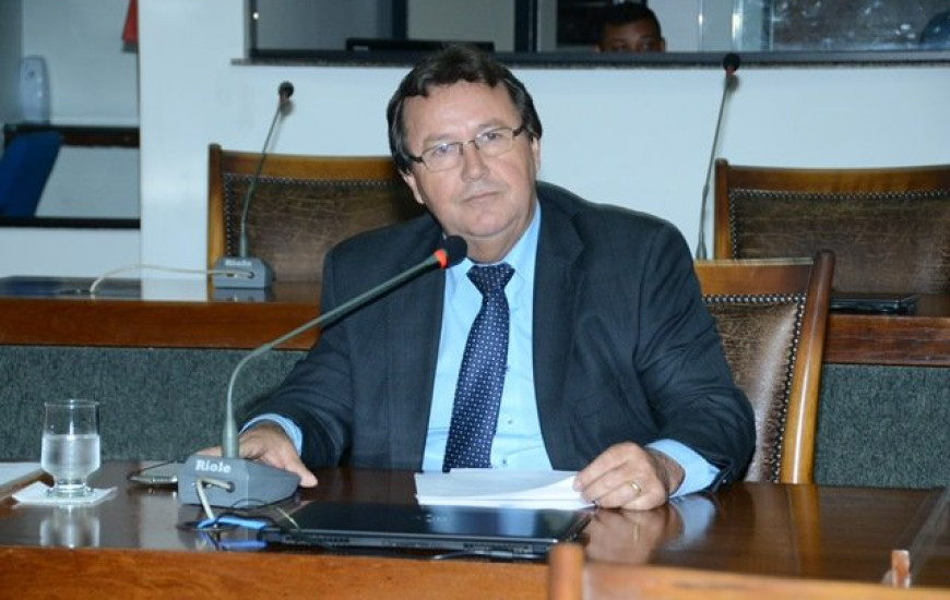 Vilmar pede retoma de serviços do Banco do Brasil