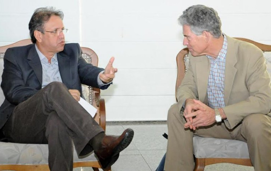 Govnerador e o gerente do BID