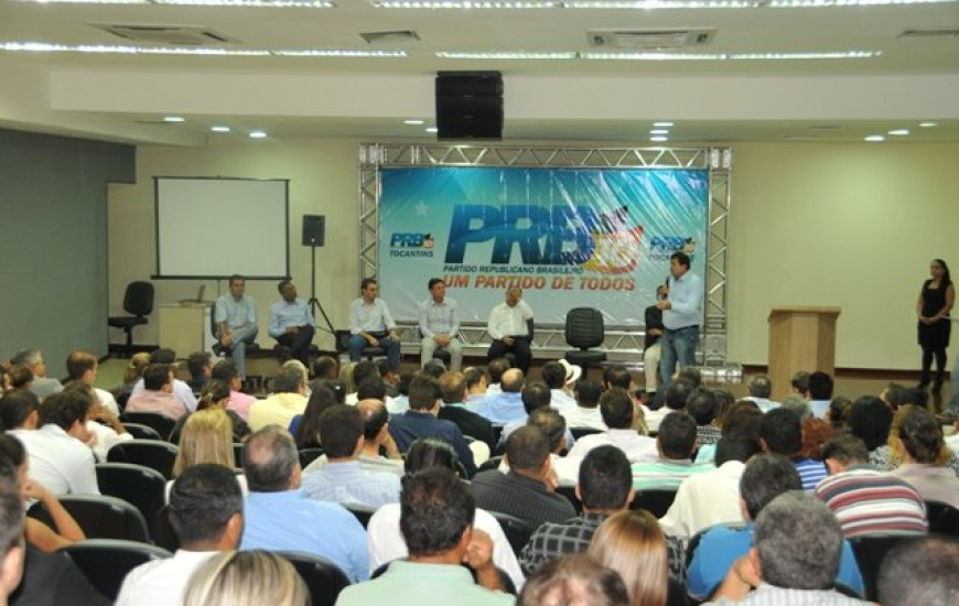 Deputado anuncia ida para partido